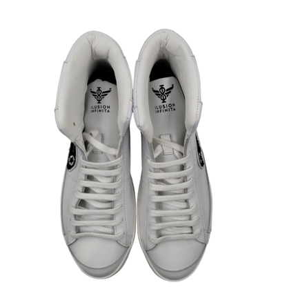 Zapatillas altas Ilusion Infinita piel blanco logo negro C11883