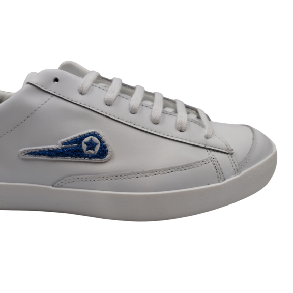 Zapatillas Ilusion Infinita piel blanco logo azul C11881