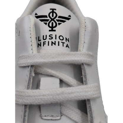 Zapatillas Ilusion Infinita piel blanco logo azul C11881
